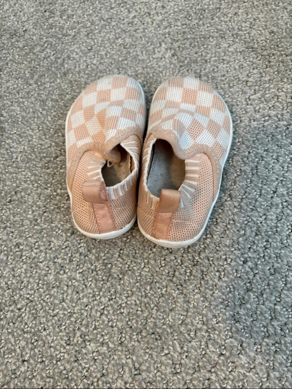 Toddler Slip-On Checker Knit Shoes in Peach and White